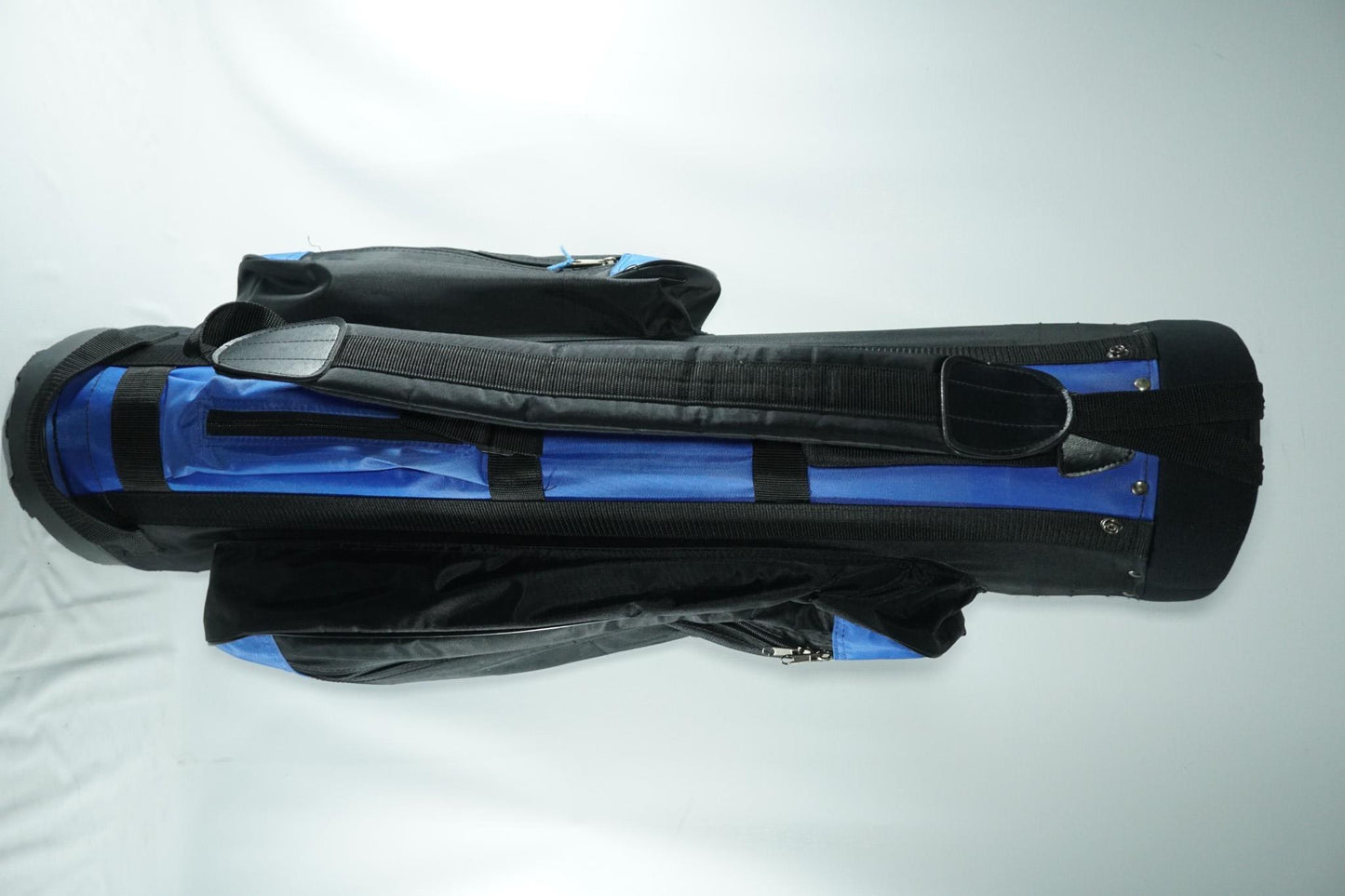 Memphis Golf Bag / Black and Blue / With Rainhood