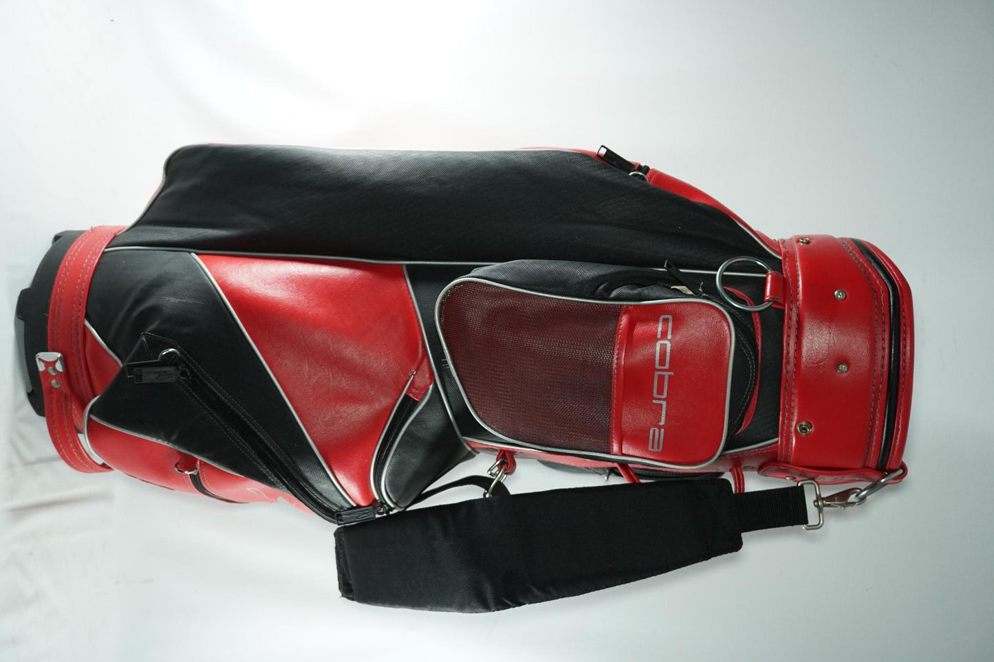 Cobra Vintage Cart Bag / Red and Black