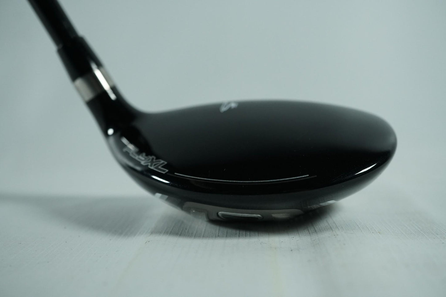 Cobra Fly XL 5 Hybrid 23° / Regular Flex Graphite Shaft