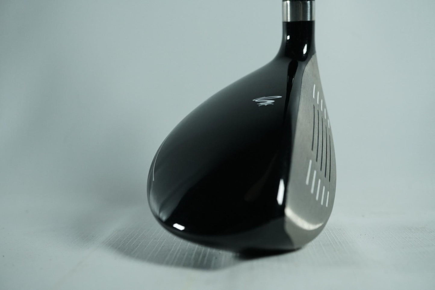 Cobra Fly XL 5 Hybrid 23° / Regular Flex Graphite Shaft