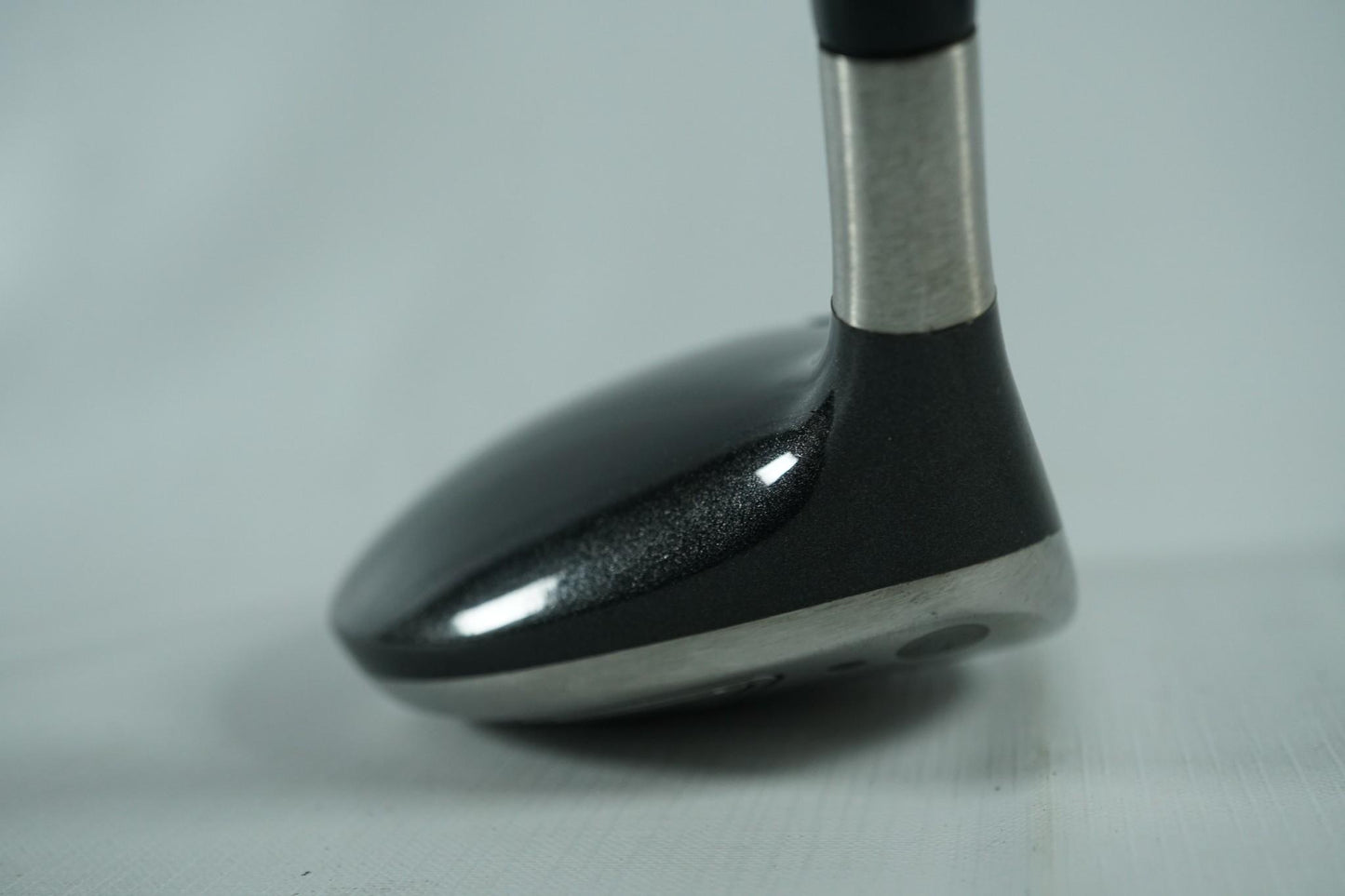 Titleist 904F 3 Wood 15° / Regular Flex Graphite Shaft / Left Handed / New Grip