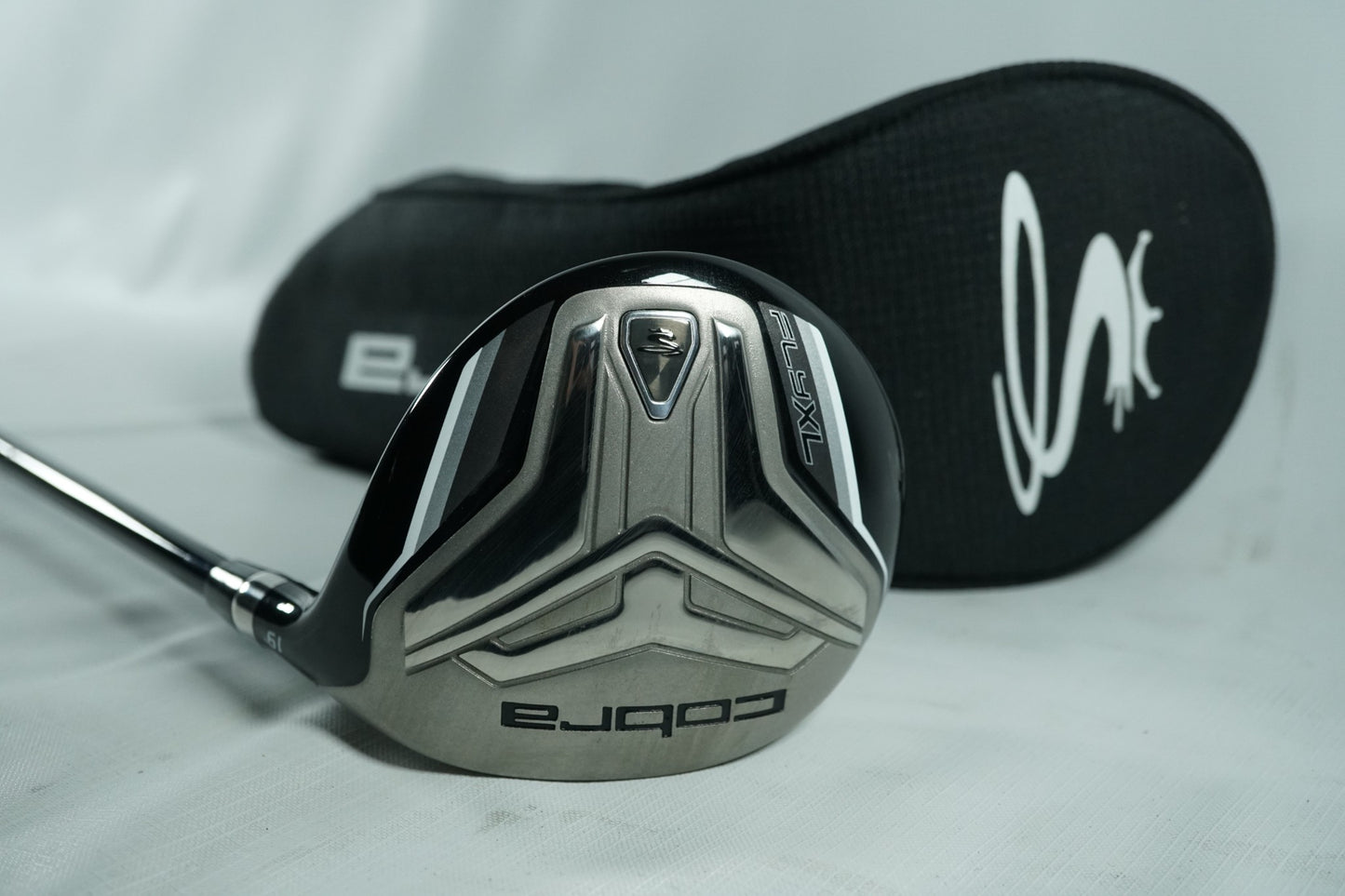 Cobra Fly XL 5 Wood 19° / Regular Flex Graphite Shaft