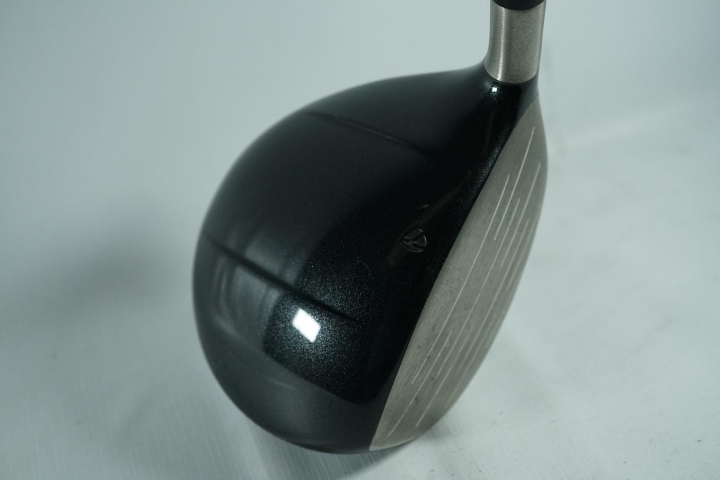 Taylormade 320Ti Driver 10.5° / Regular Flex Graphite Shaft