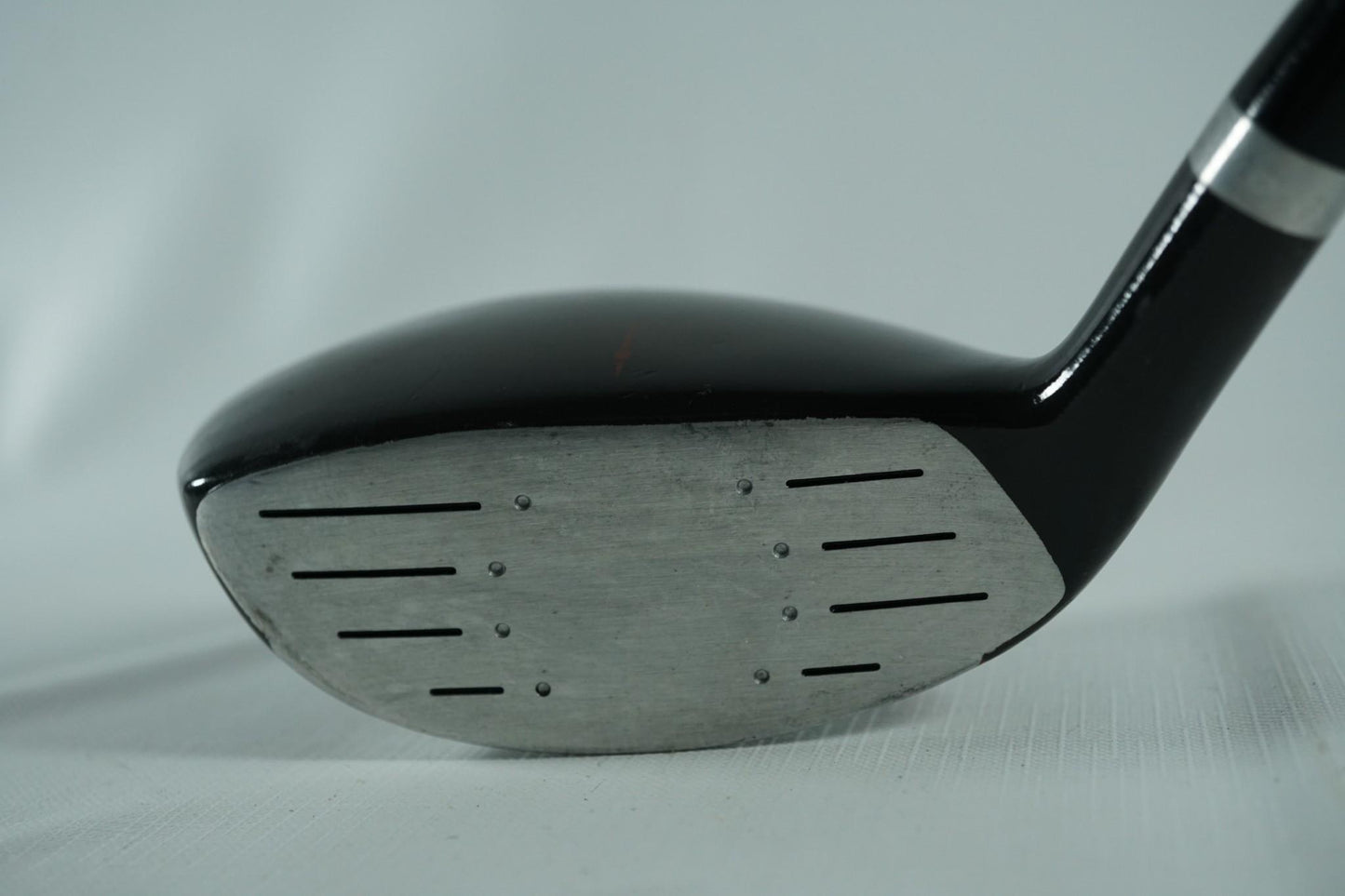 Wilson X31 Low CG 3 Hybrid / Graphite Shaft