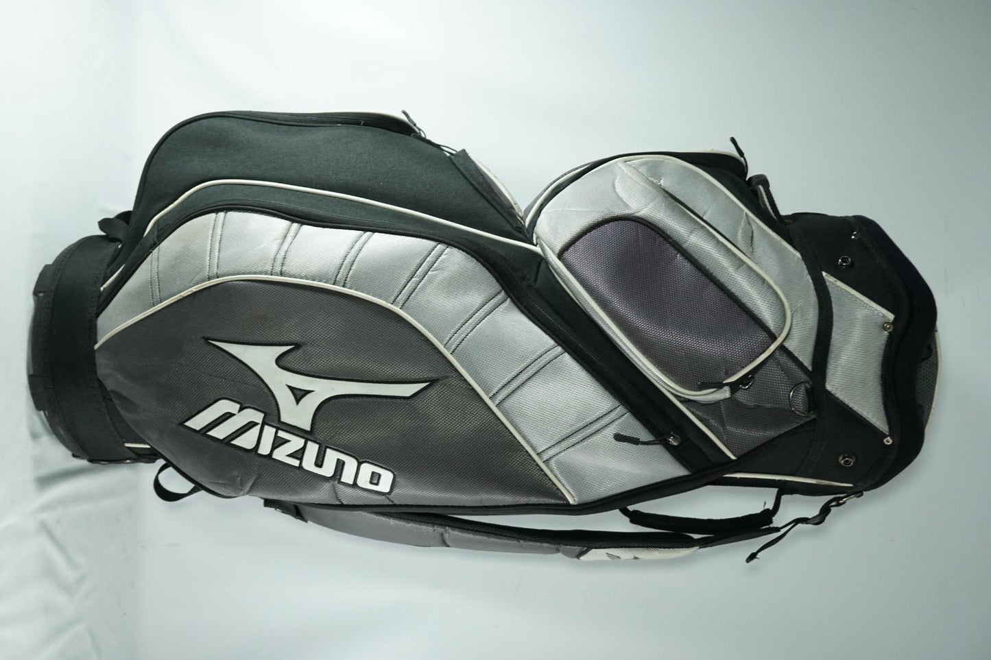 Mizuno Cart Bag / Grey and Silver / With Rainhood