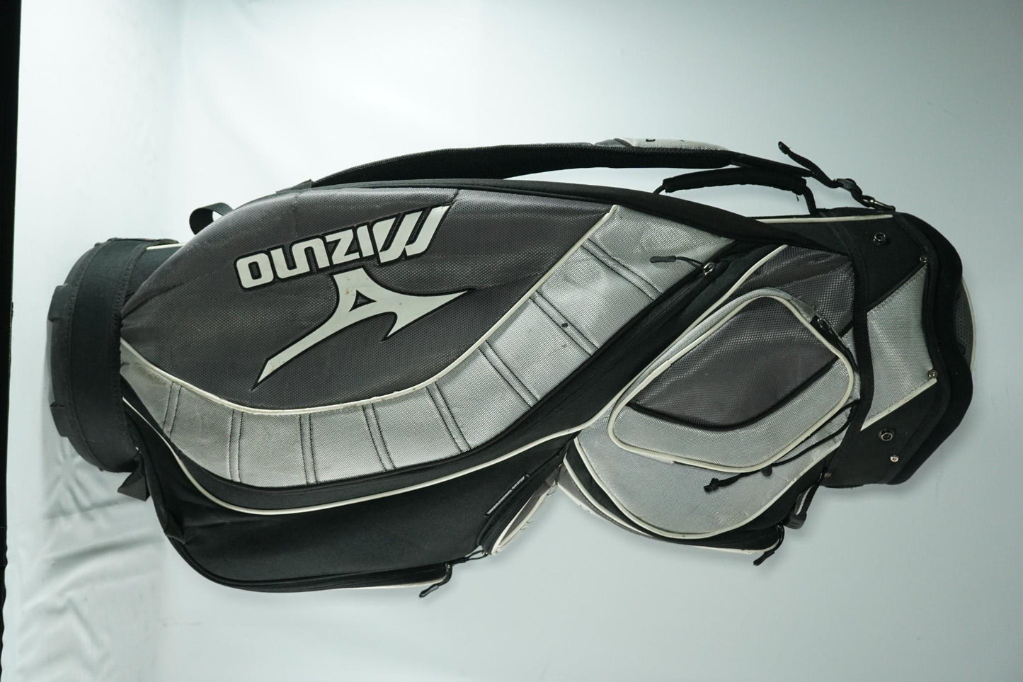 Mizuno Cart Bag / Grey and Silver / With Rainhood