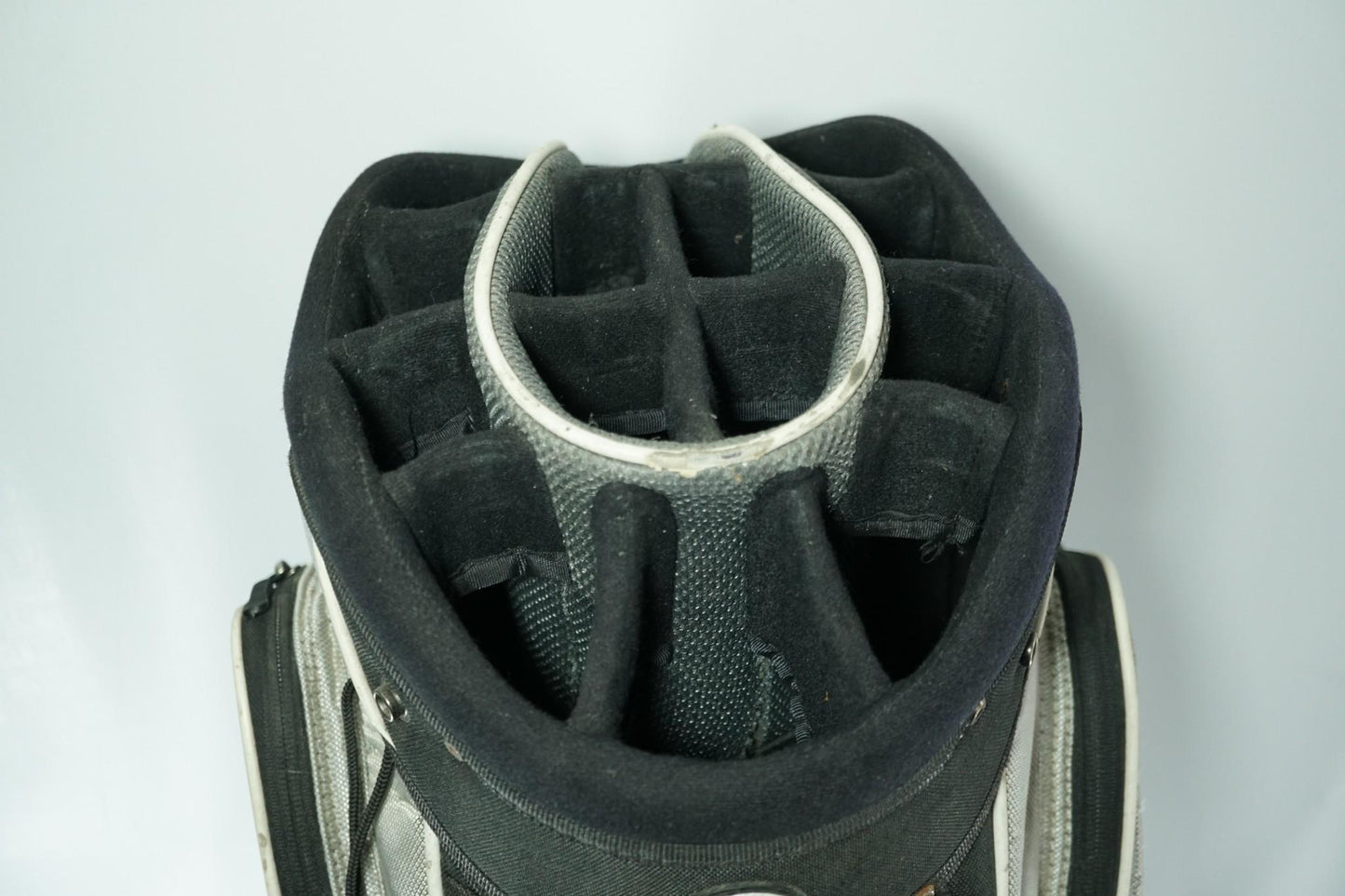 Mizuno Cart Bag / Grey and Silver / With Rainhood