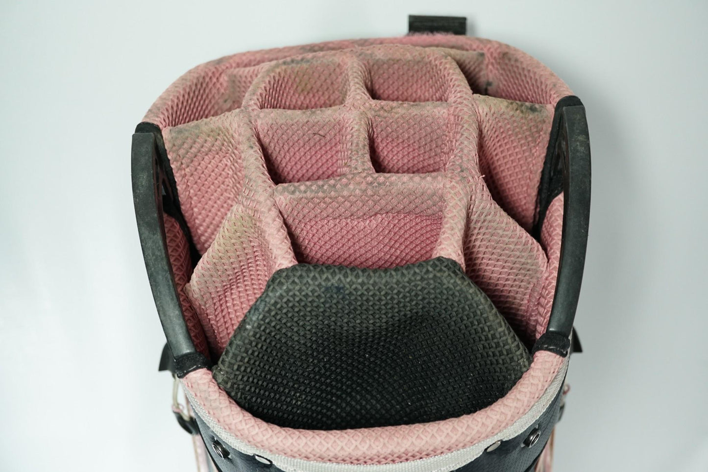 Callaway Chev 14 Dry Cart Bag / Black and Pink / With Rainhood
