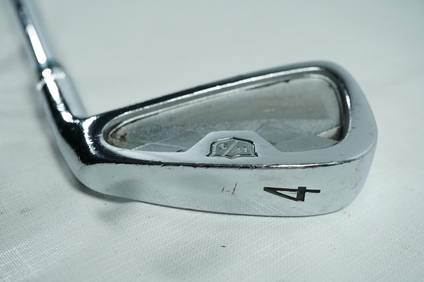 Wilson FG Tour V2 4 Iron / Stiff Flex Steel Shaft / Missing Insert